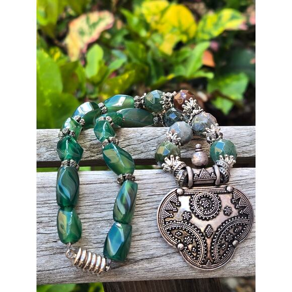 VTG Sterling Silver Aventurine Green Quartz Tribal Pendant Statement Necklace - Picture 3 of 10